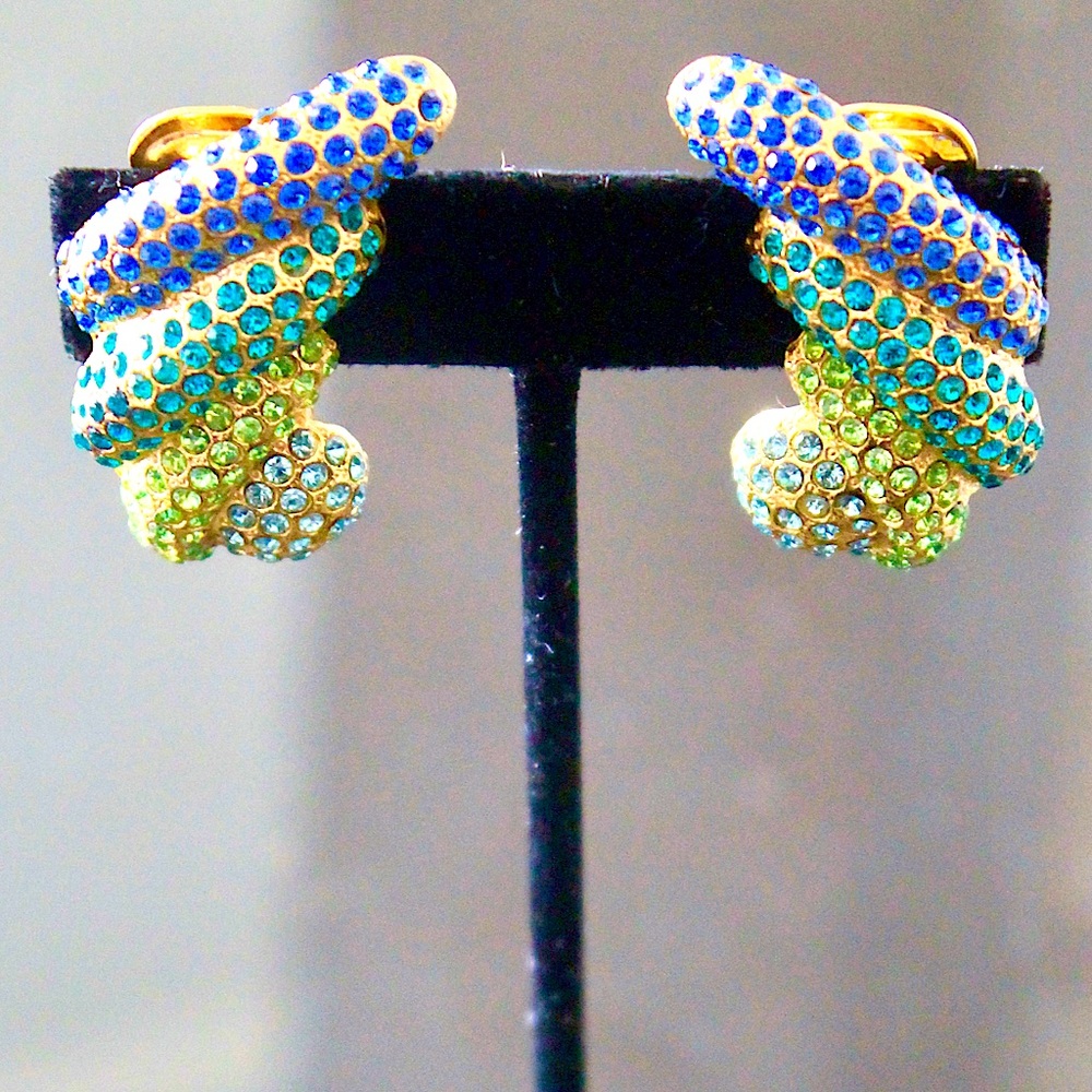 TARA EARRINGS CLIP ON VINTAGE GOLD GREENS BLUE AUSTRIAN CRYSTAL SAMPLE 90’s